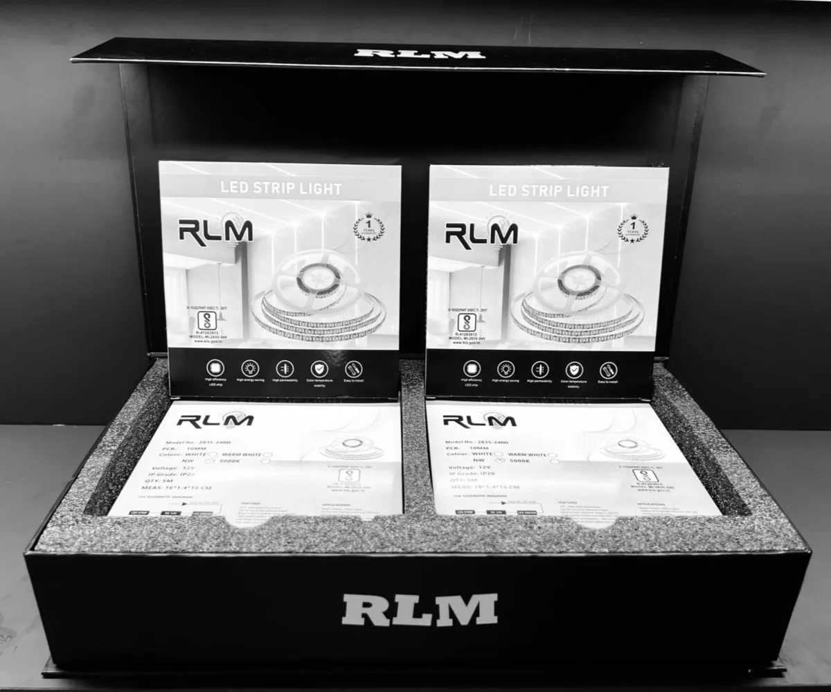 RLM Strip Light view 3